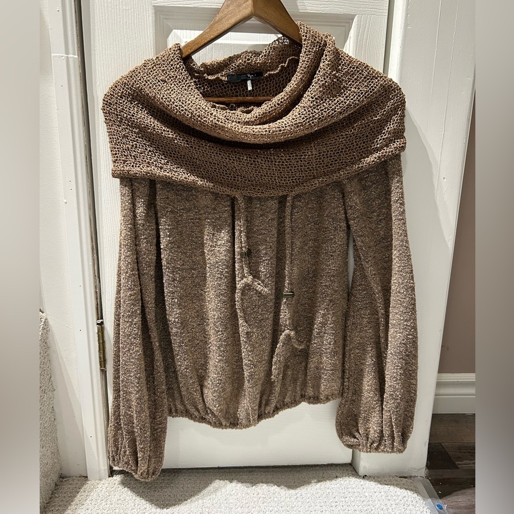 SALE 💙 RYU 💙 Cowl neck knit & net Sweater Size M